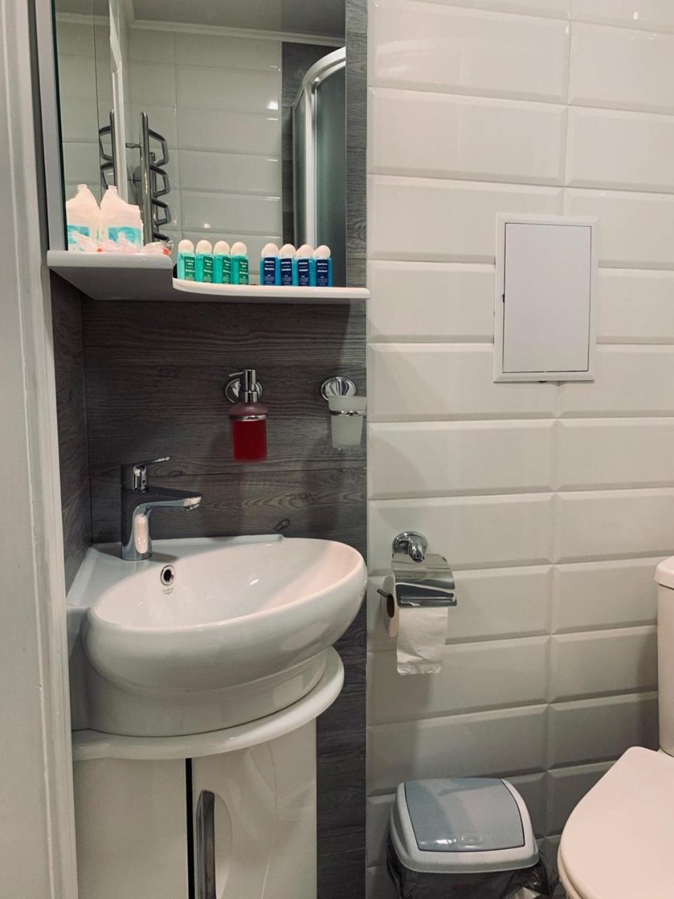 Modern Chaikovskogo Apartment 리비프 외부 사진