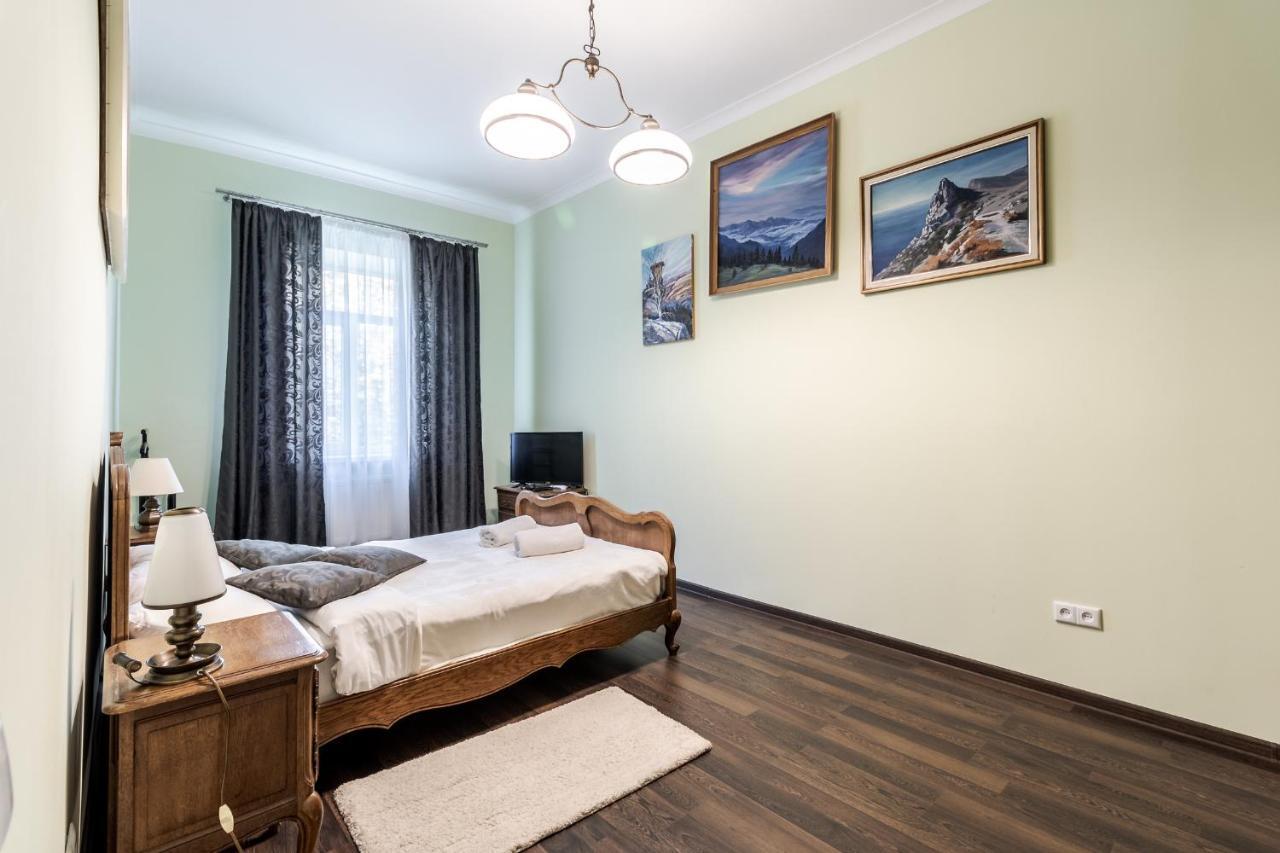 Modern Chaikovskogo Apartment 리비프 외부 사진